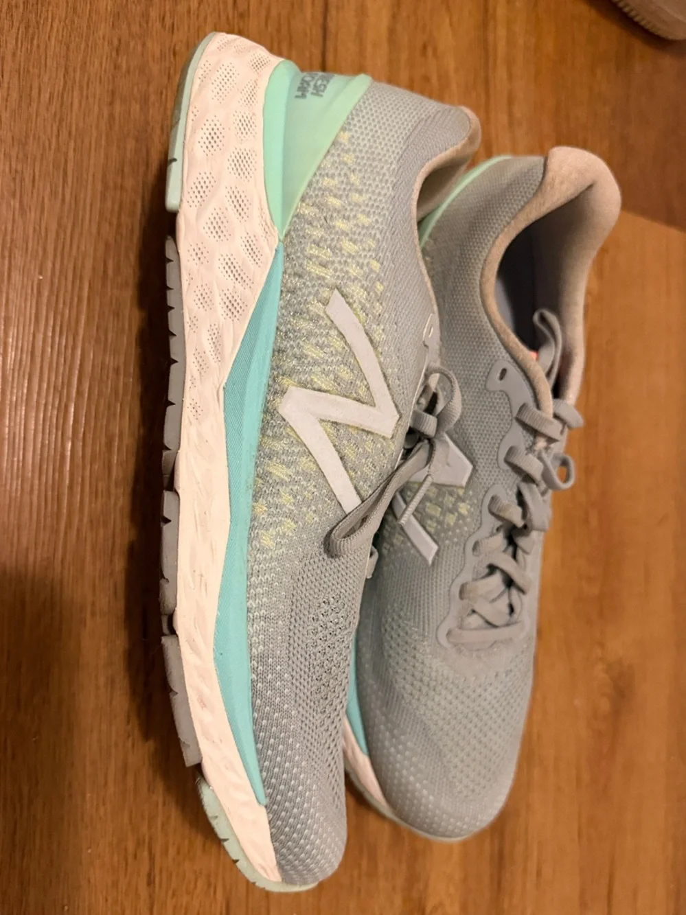 New Balance fresh foam Women's Gray & Mint Athletic Running Shoes